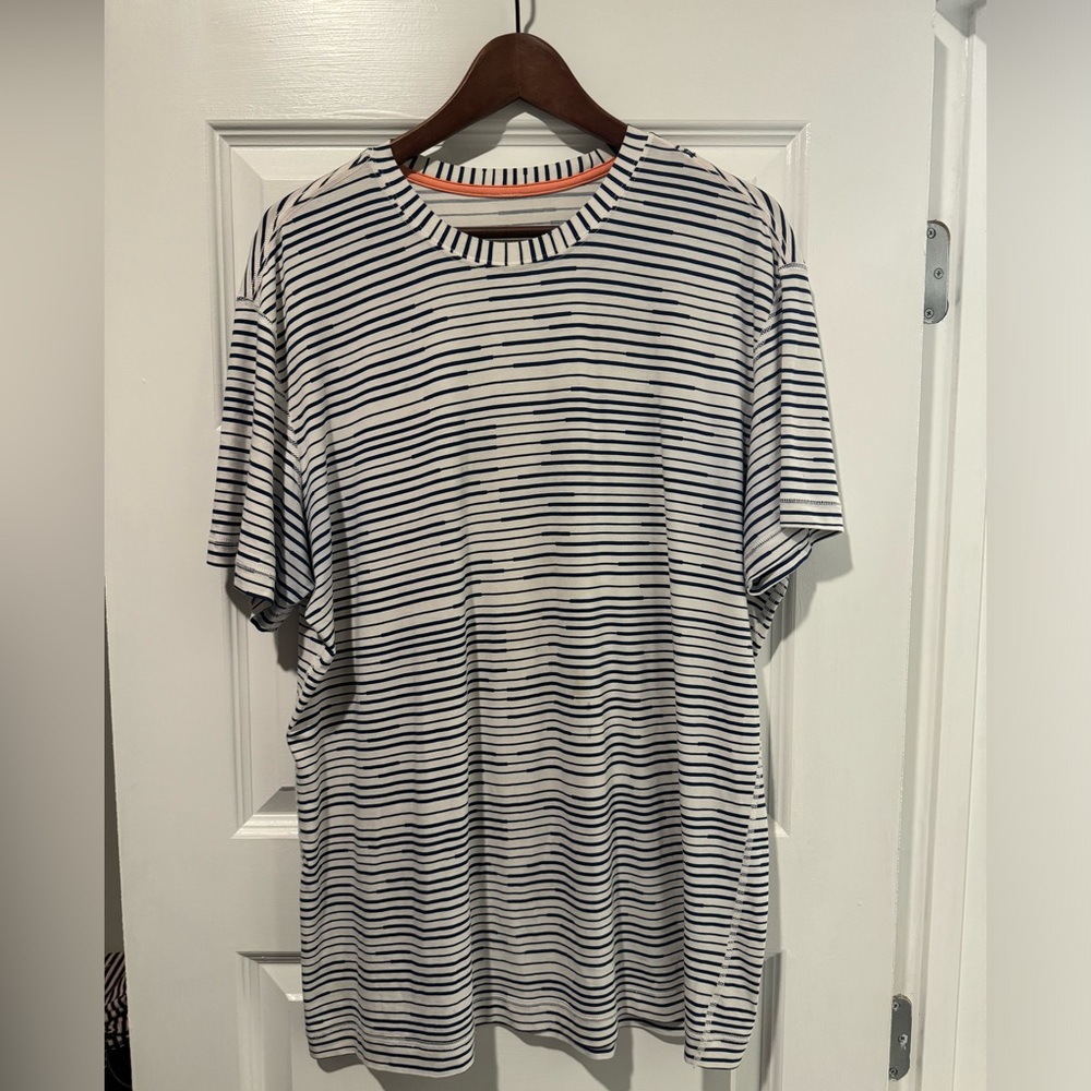 Lululemon Mens T-Shirt